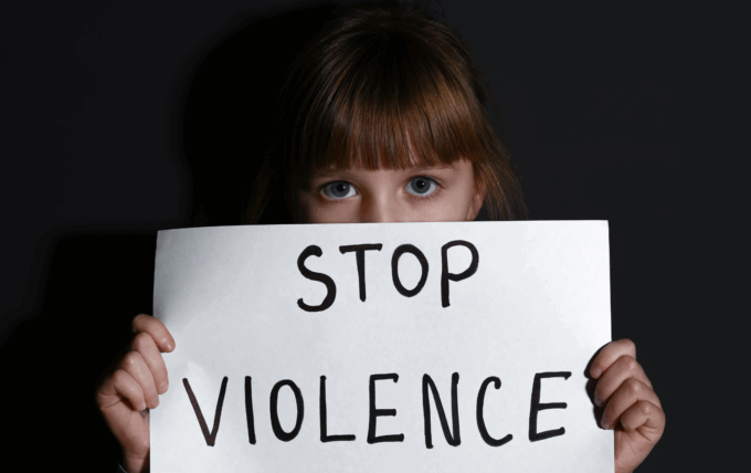 Lutte contre les violences faites aux femmes, violences intrafamiliales et assistance aux victimes